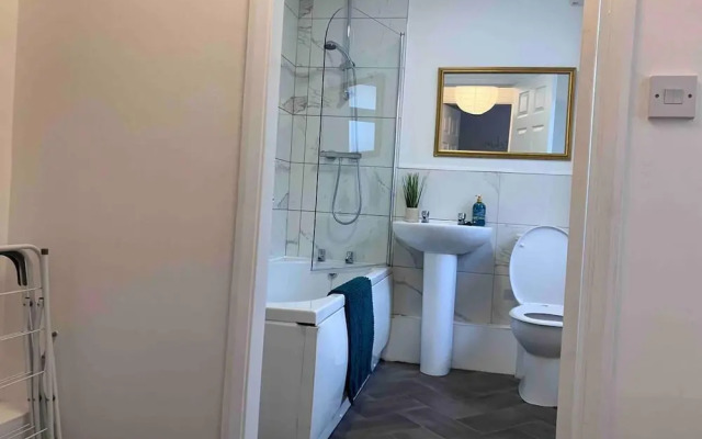 Sunderland 2 bed Easy Access to Whole City