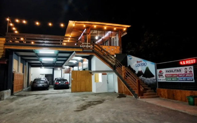 Penginapan Bromo Lovero
