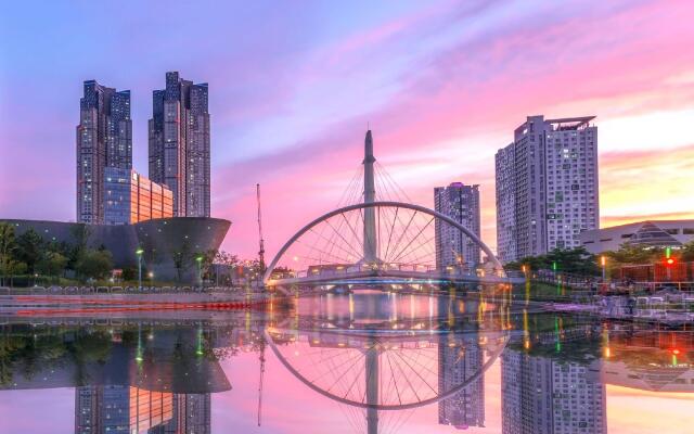 Holiday Inn Incheon Songdo by IHG