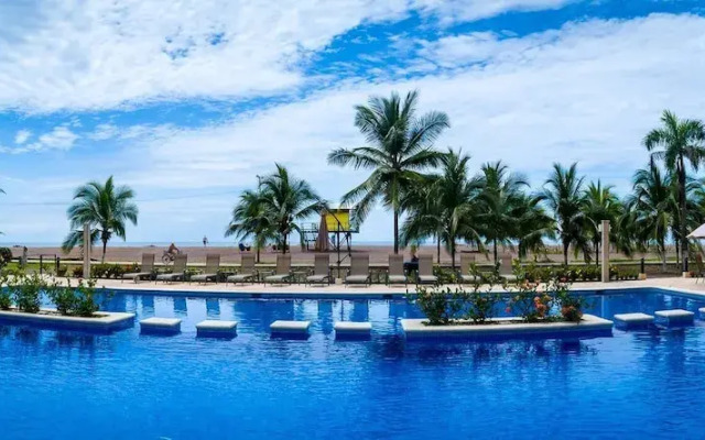 Incredible Beach Views in Fantastic Condo Complex