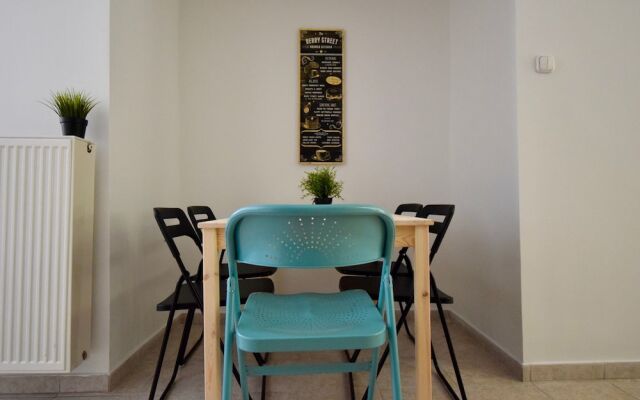 Hi5 Apartments - Ruin Bar District