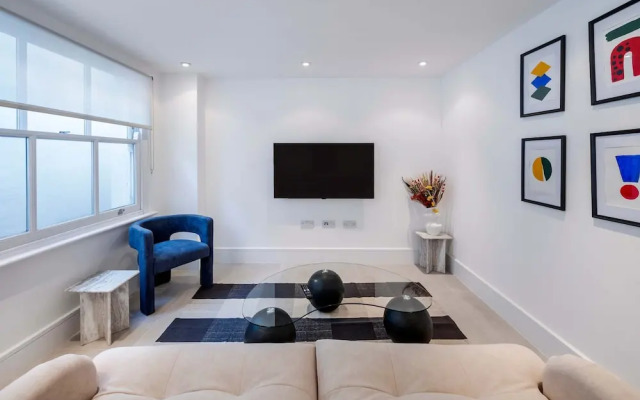 The Urban Minimalist- Notting Hill 2 Bed