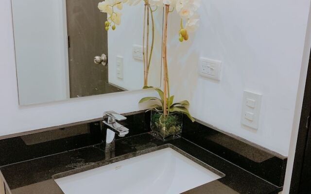 Tourist Home in Cebu Business Park