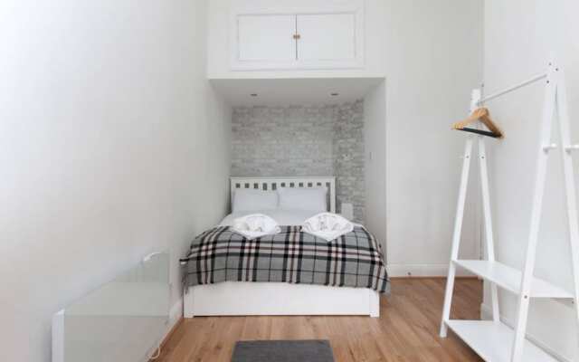 Charming and Comfortable Studio Flat in Edinburgh