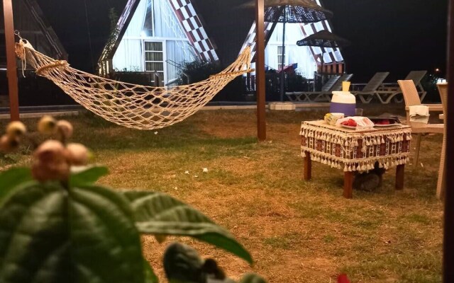 Bu Bungalow Hotel