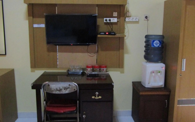 Hotel Family Syariah 1 by ZUZU