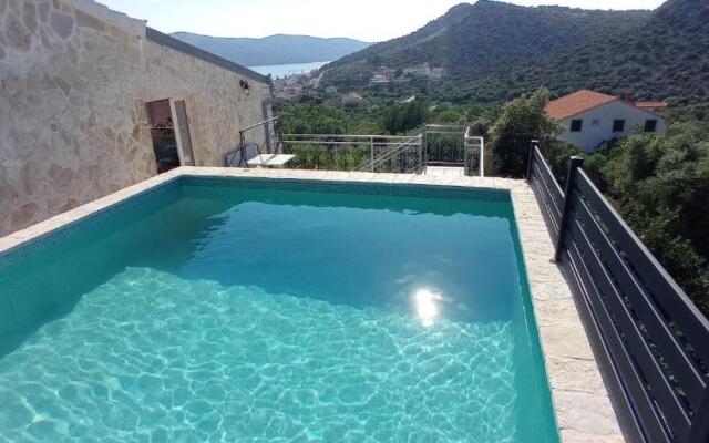 Apartment Igralište Mirakul
