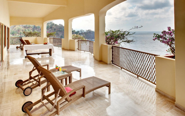Barceló Puerto Vallarta - All Inclusive