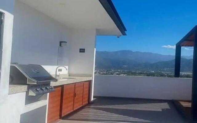 Zoho Skies Amazing View Sleeps 6