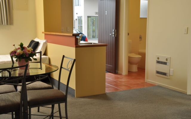 Chancellor Motor Lodge & Conference Centre