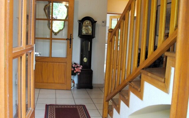 Villa With 4 Bedrooms in Saint-pierre-des-tripiers, With Wonderful Lak