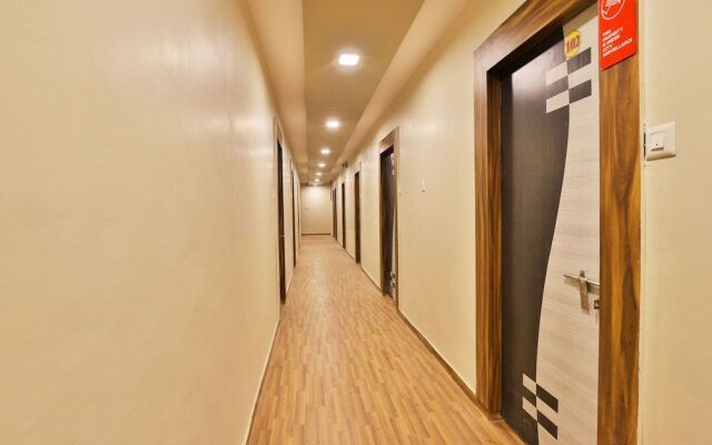 OYO 11427 Hotel Kalyan
