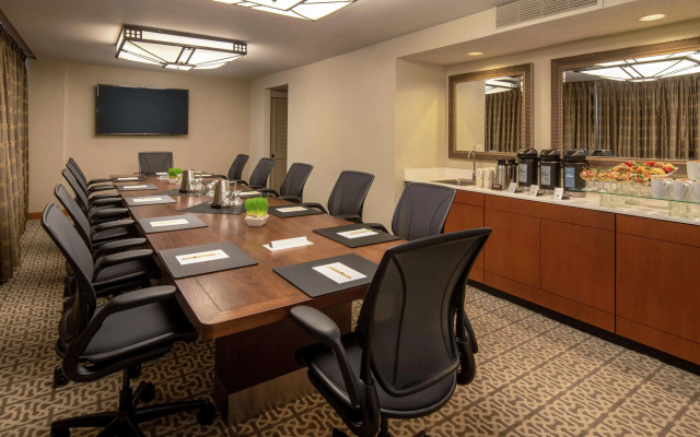 DoubleTree Suites by Hilton Seattle Airport - Southcenter