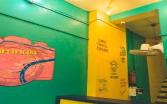 On The Ghat By Howdy Hostels