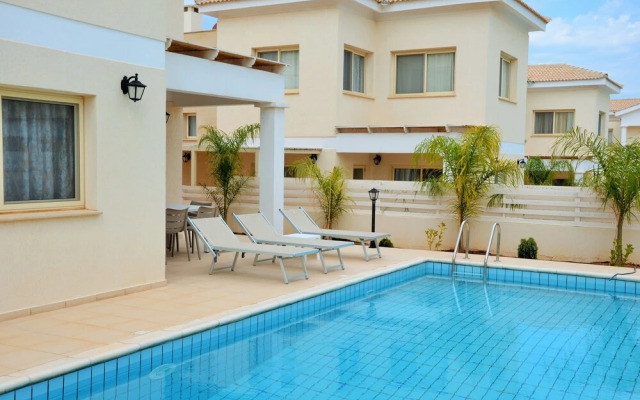 Anthorina Villa 18