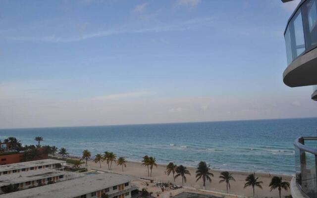 Marenas 2 Bed 907