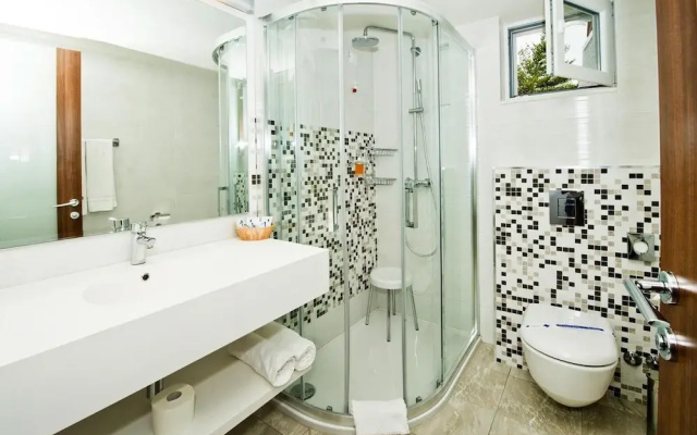 Zaton Apartment With Shared Pool