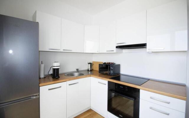 Sunny & cozy Penthouse with Balcony DG4