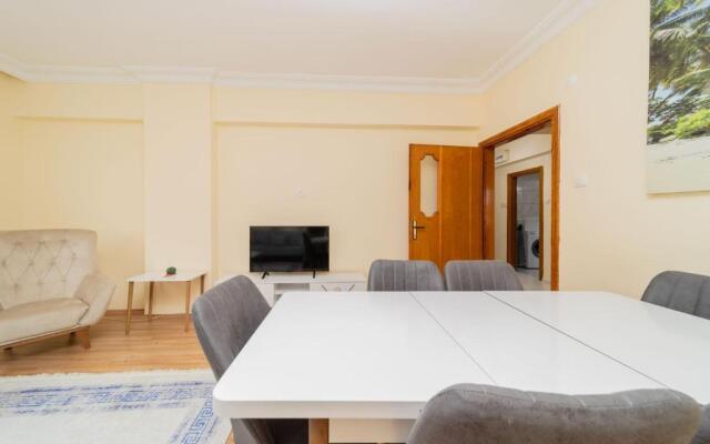 Commodious Flat Near Seaside in Antalya Konyaalti
