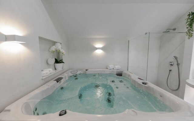 Villa Bante - Luxury Stone House