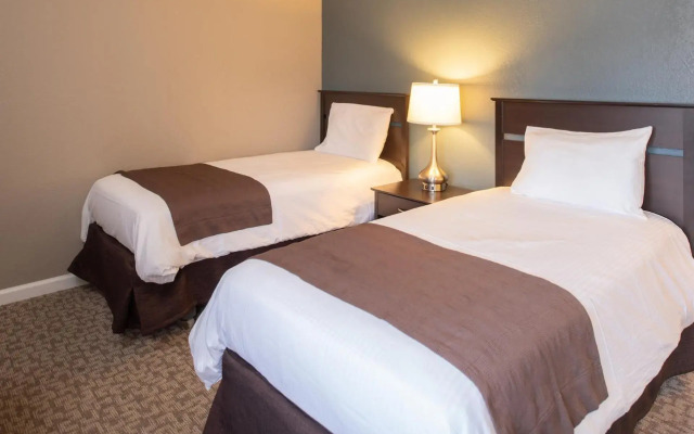 Thunderbird Resort Club