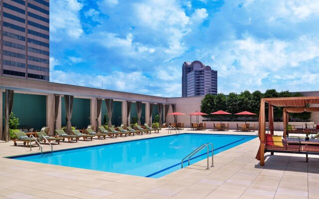 The Westin Galleria Dallas