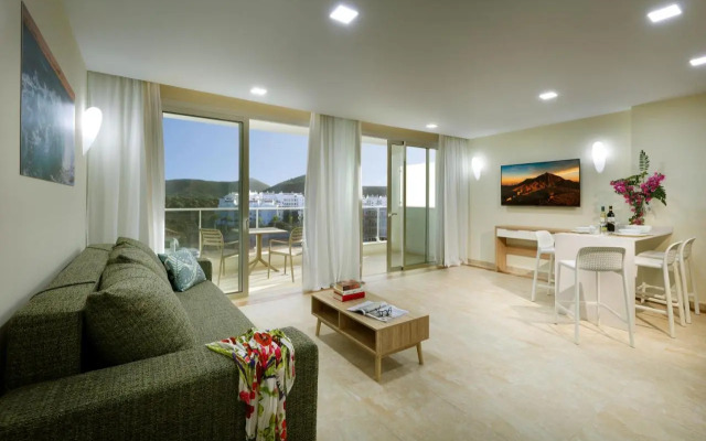 Marinell Collection Palm-Mar