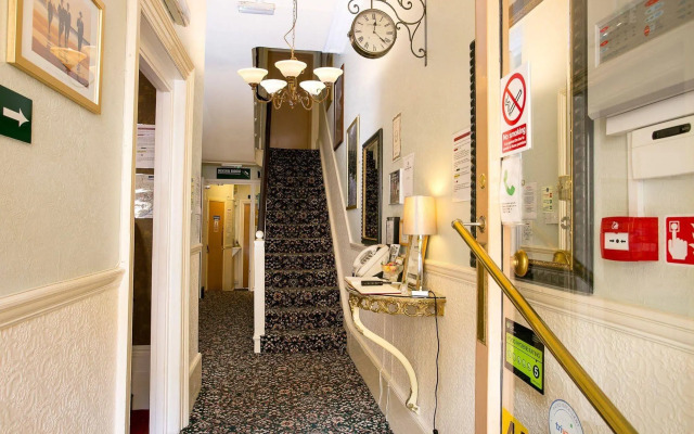 The Sherwood - Guest House