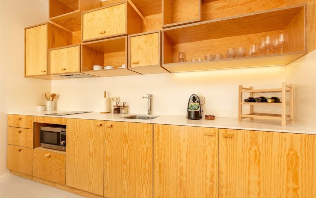 Tripas-Coração, Cordoaria River and Garden View