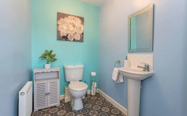 Beautifully Designed 3 Bed House - in Manchester