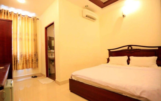 Tuan Viet Hotel