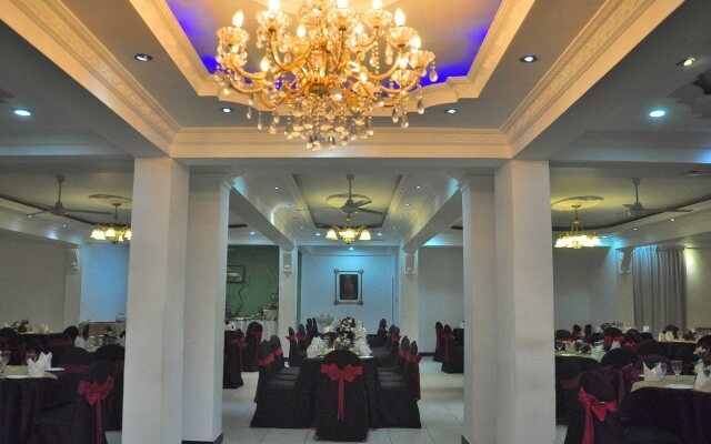 River Side Hotel