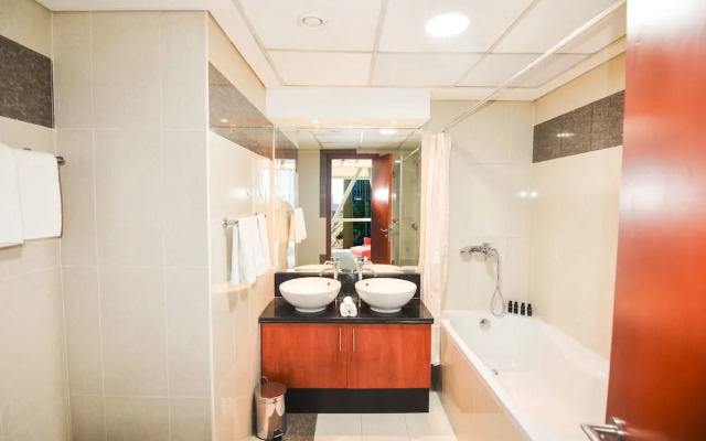 Park Towers B by Lux BnB