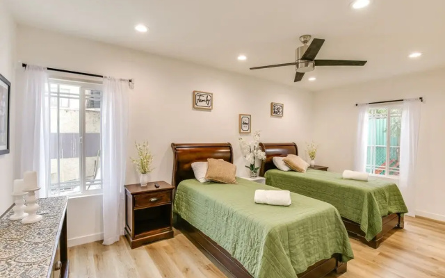 East Los Angeles Home - 7 Mi to Downtown!
