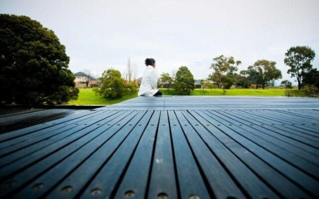 Insaa Serviced Apartments Dandenong