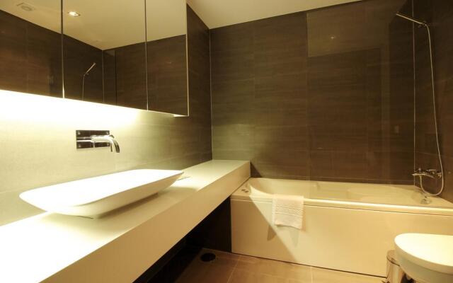 Deluxe Populo Beach Apartments
