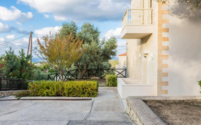 Maroulas Villa Estate