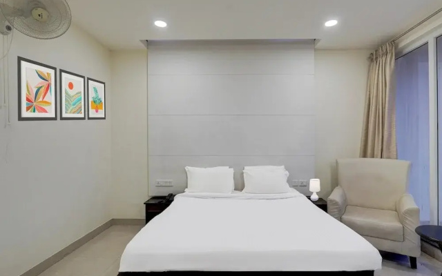 Poolside Retreat Near Sathyabama Chennai