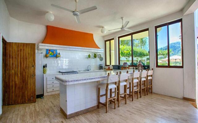 Adventure House Conchas Chinas