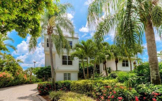 The White Ibis 5 Bedroom Home