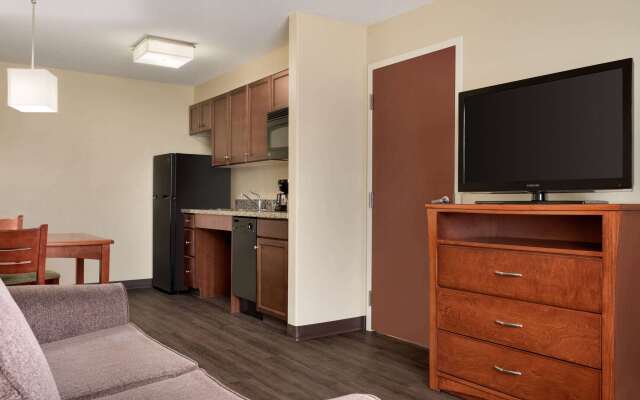 Days Inn & Suites by Wyndham Sherwood Park Edmonton