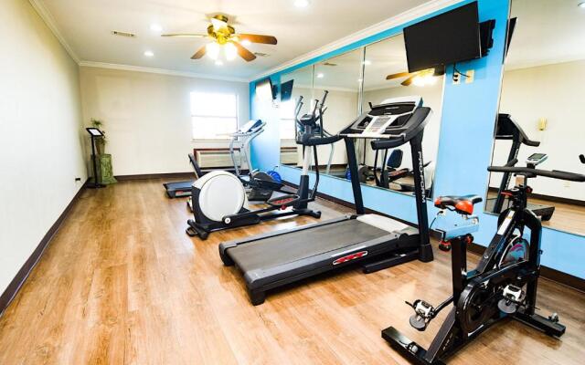 Super 8 by Wyndham Searcy AR