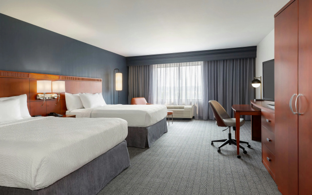 Courtyard by Marriott Madison West Middleton