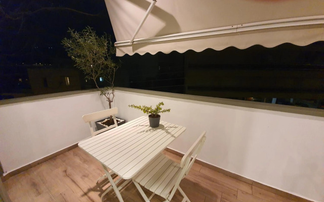 Tony's suite with parking