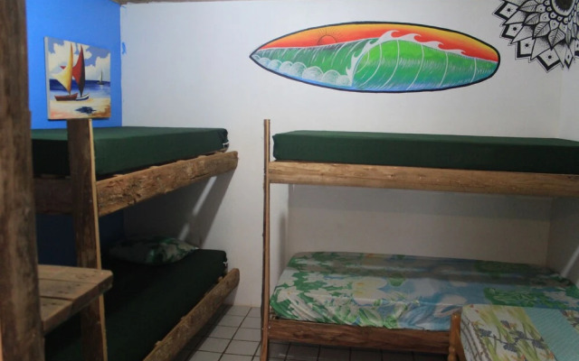 North Point Hostel - Praia do Rosa