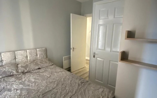 3 bed apartment near Temple Bar