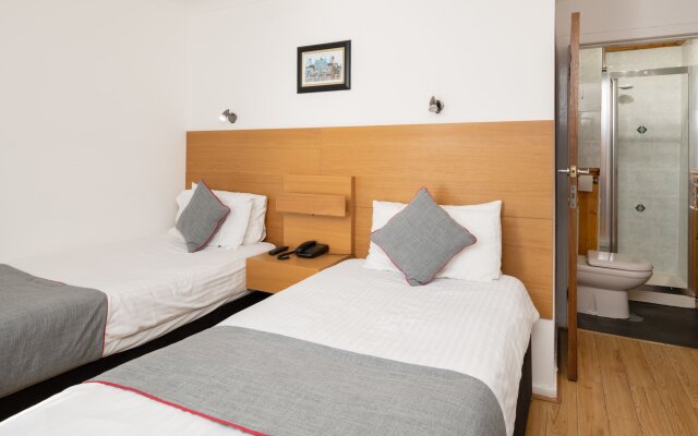 Charing Cross Hotel