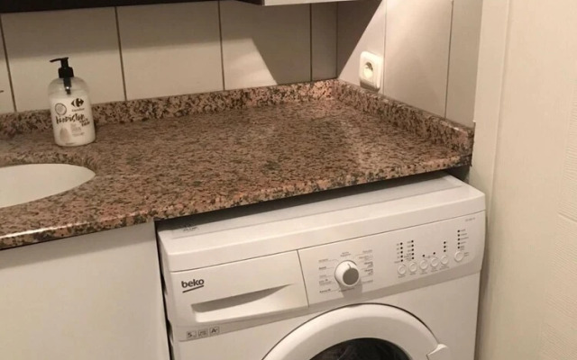 Lovely Flat Near Sea With Shared Pool in Milas