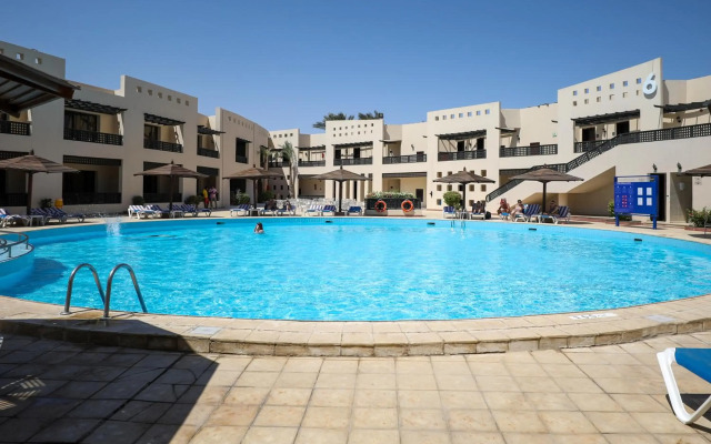 Blend Club Aqua Resort
