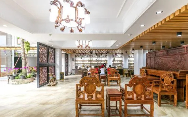 Tianzhu Gaozhuang Inn (Star Night Market)
